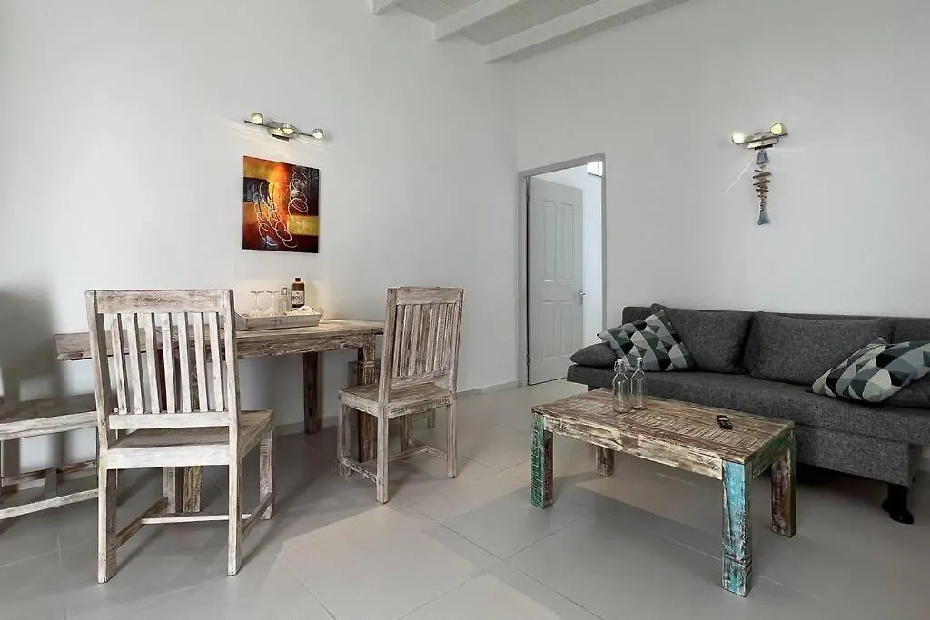 Hofi Celia Apartment Blue Bay Curacao